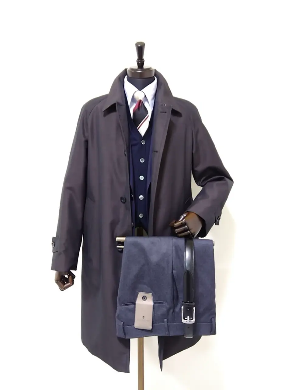  金子 コーディネート画像