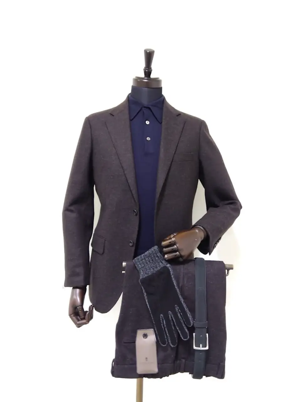  金子 コーディネート画像