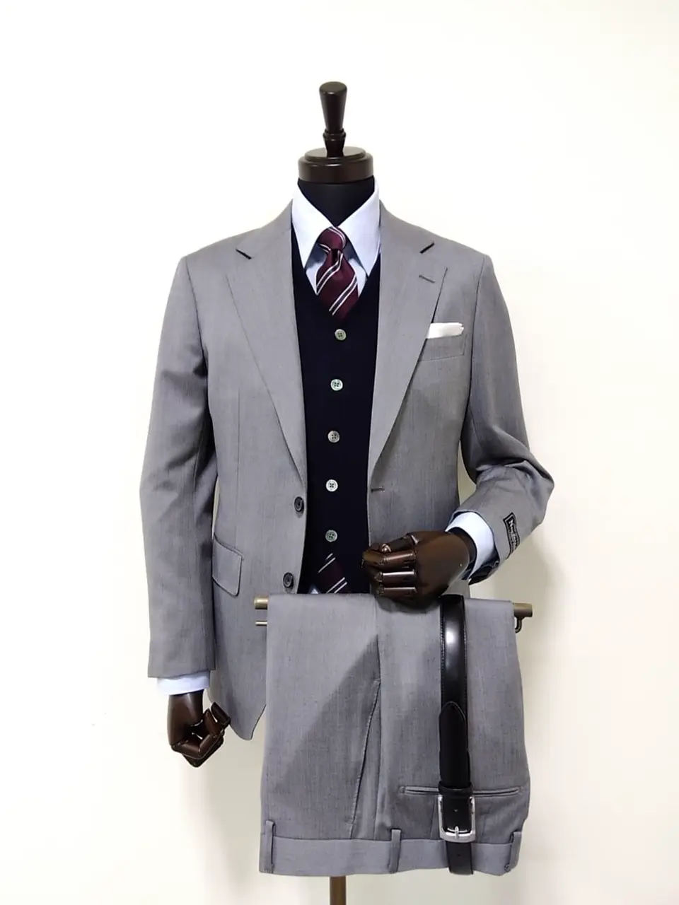  金子 コーディネート画像