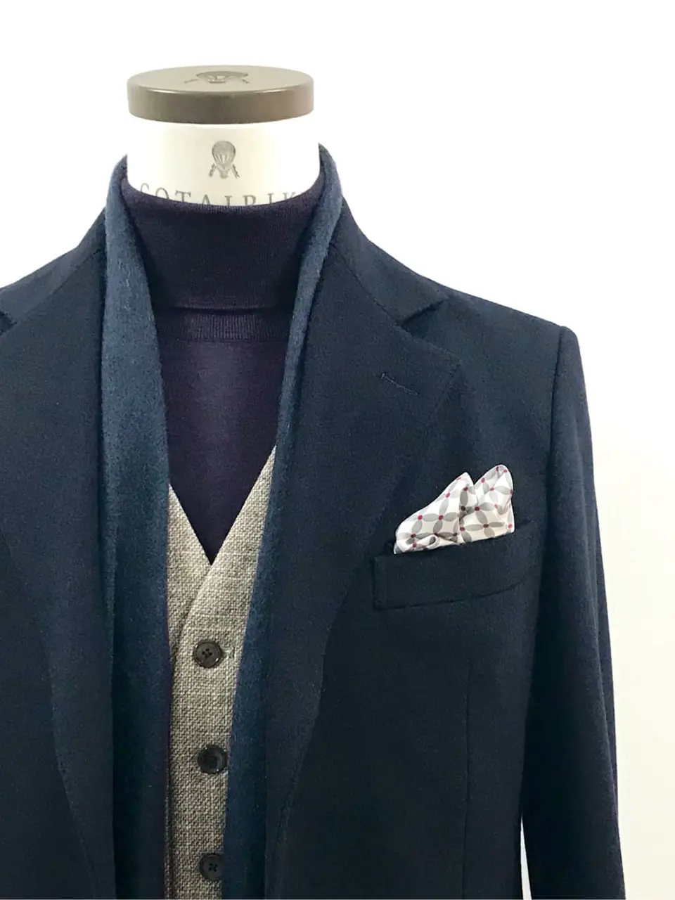 GOTAIRIKU 今井 コーディネート画像