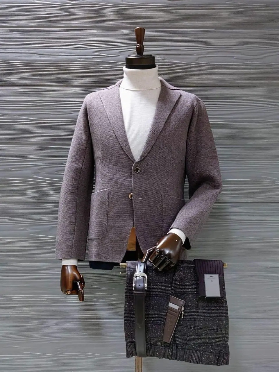 GOTAIRIKU 八幡 コーディネート画像