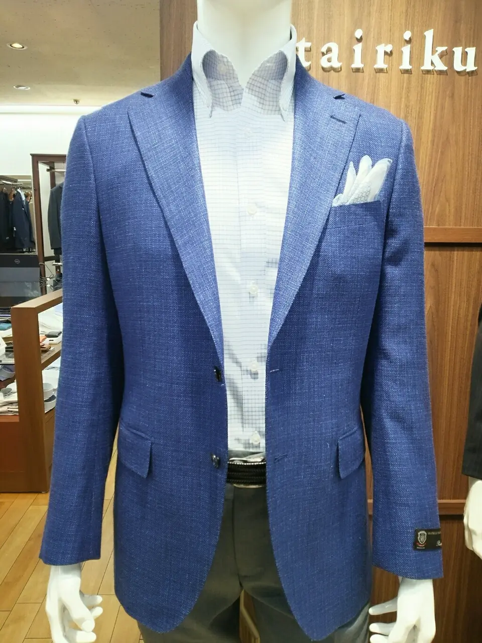 GOTAIRIKU 江坂 コーディネート画像