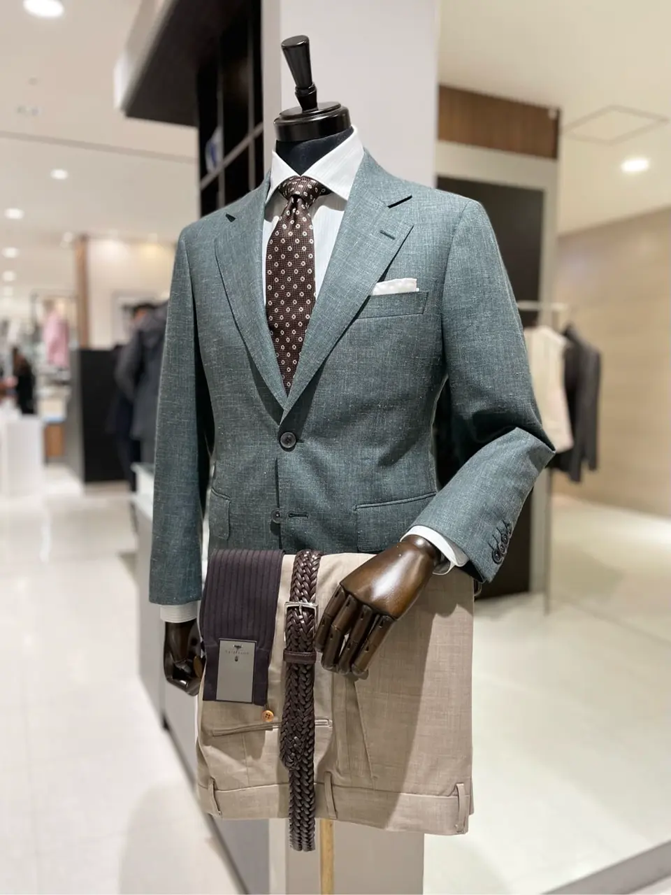 GOTAIRIKU 池田 コーディネート画像