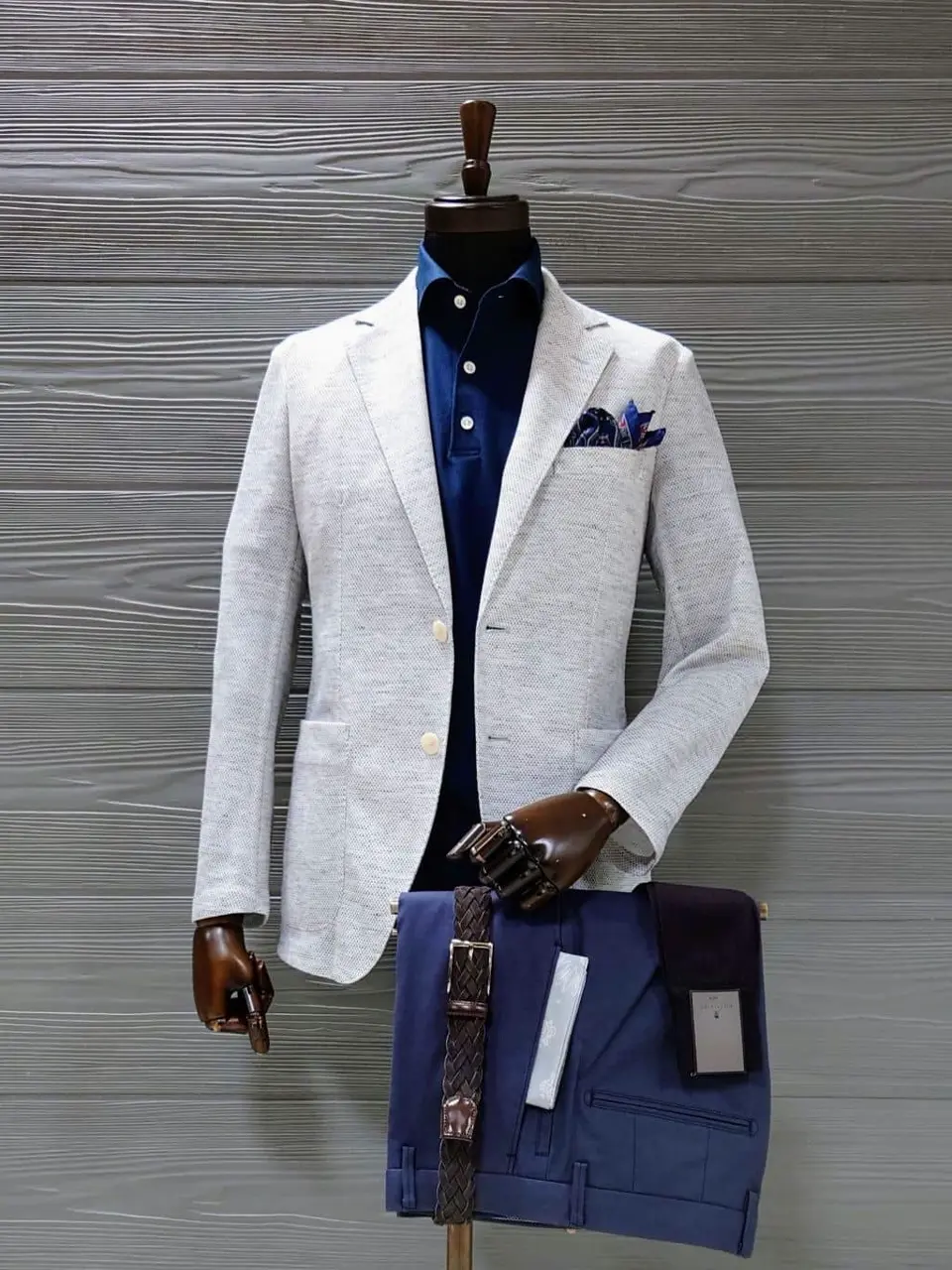 GOTAIRIKU 八幡 コーディネート画像