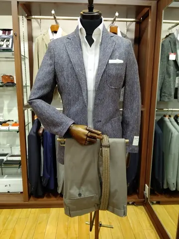 GOTAIRIKU 江坂 コーディネート画像