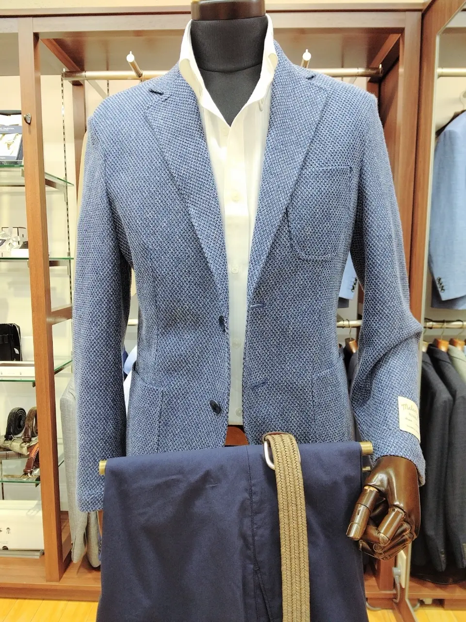 GOTAIRIKU 江坂 コーディネート画像