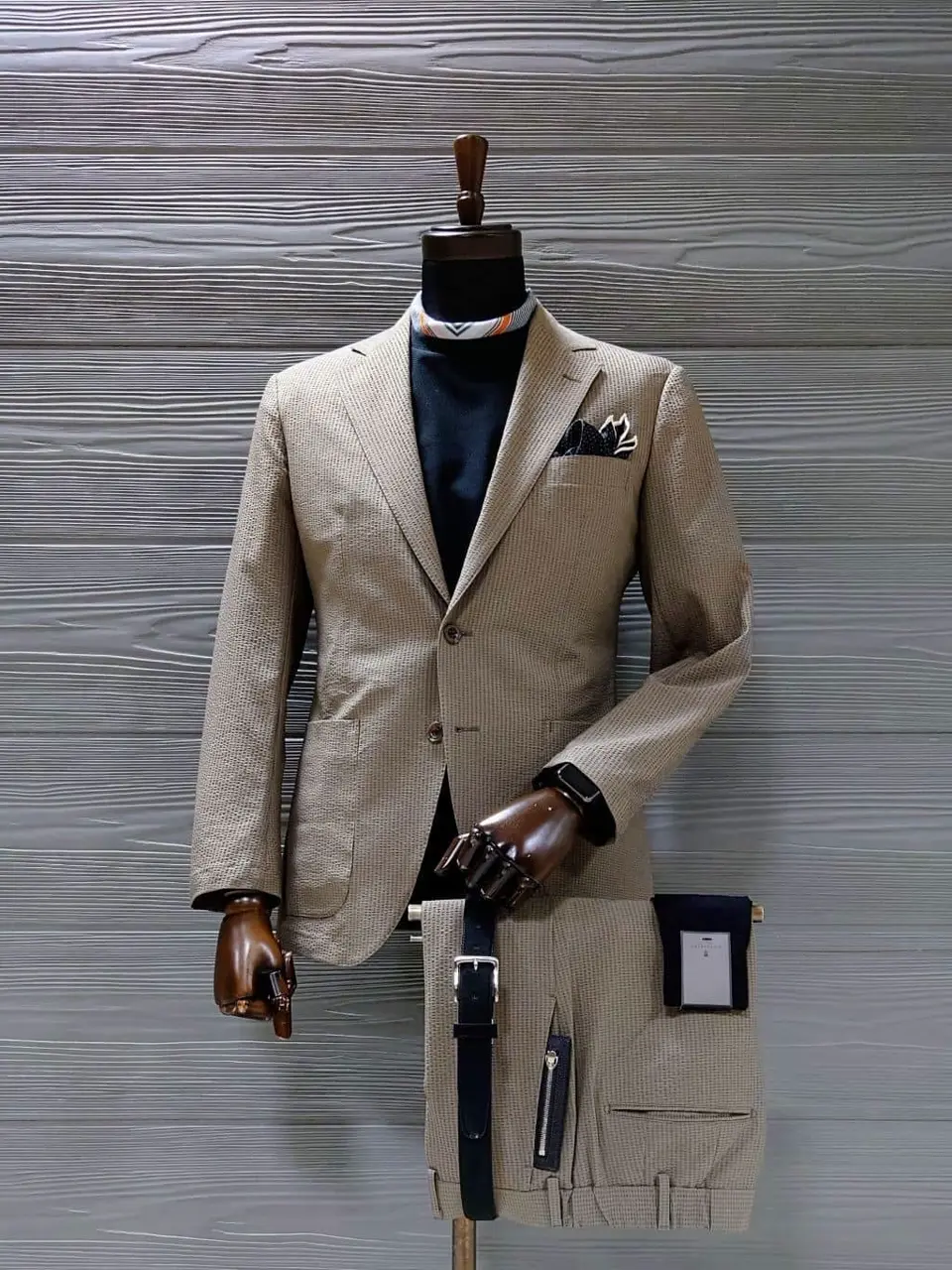 GOTAIRIKU 八幡 コーディネート画像