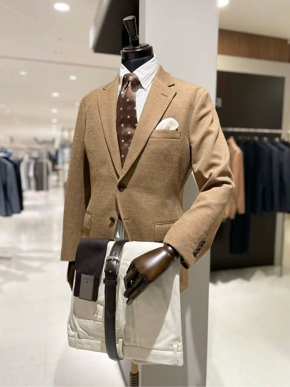 GOTAIRIKU 池田 コーディネート画像