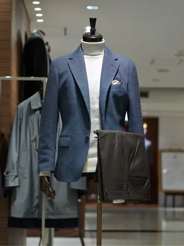 GOTAIRIKU スタッフ コーディネート画像