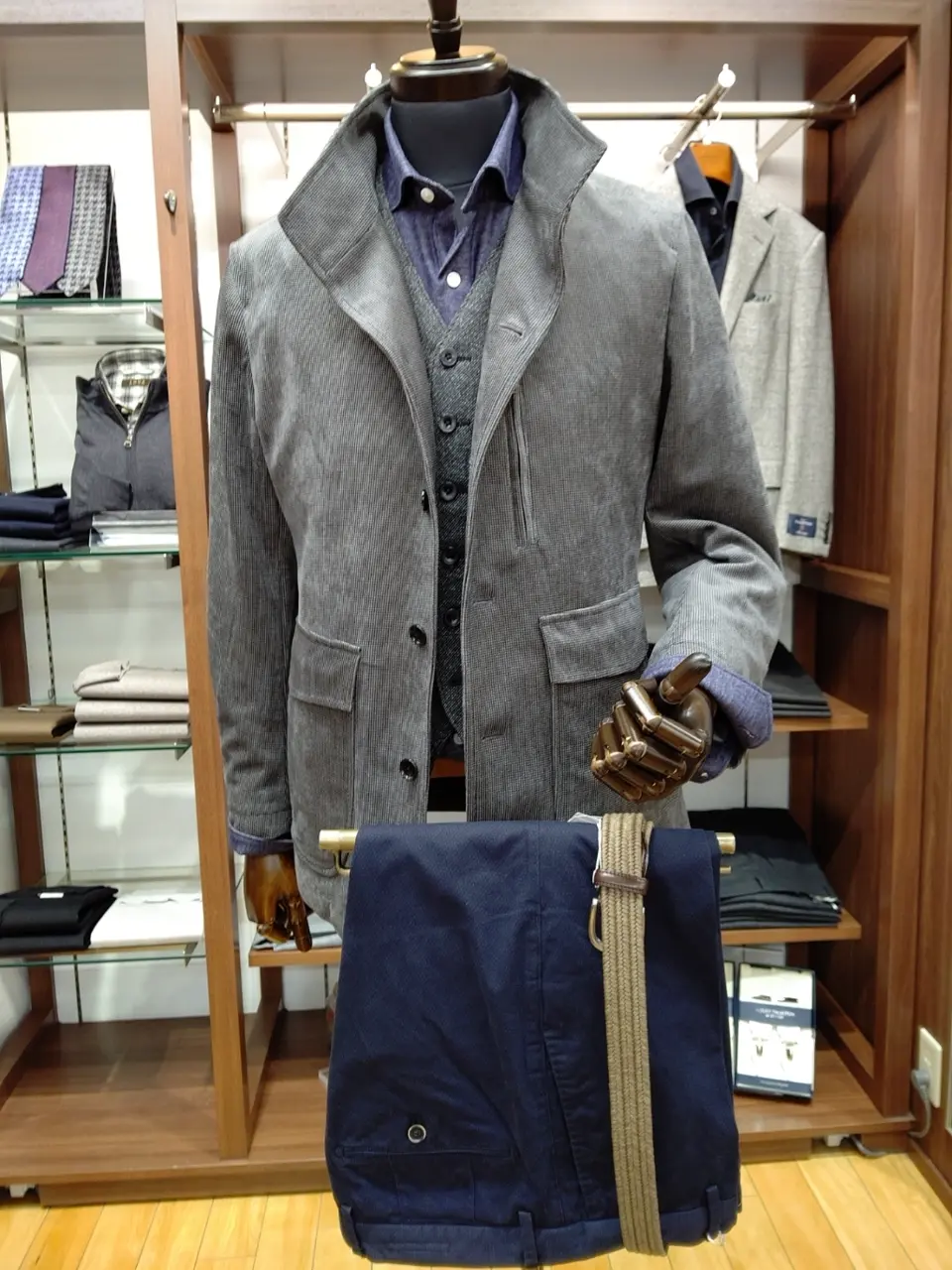 GOTAIRIKU 江坂 コーディネート画像