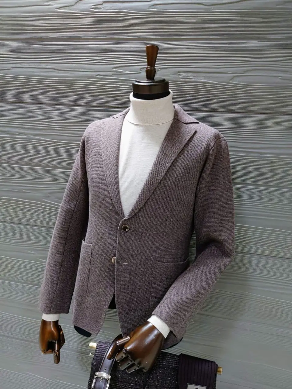 GOTAIRIKU 八幡 コーディネート画像