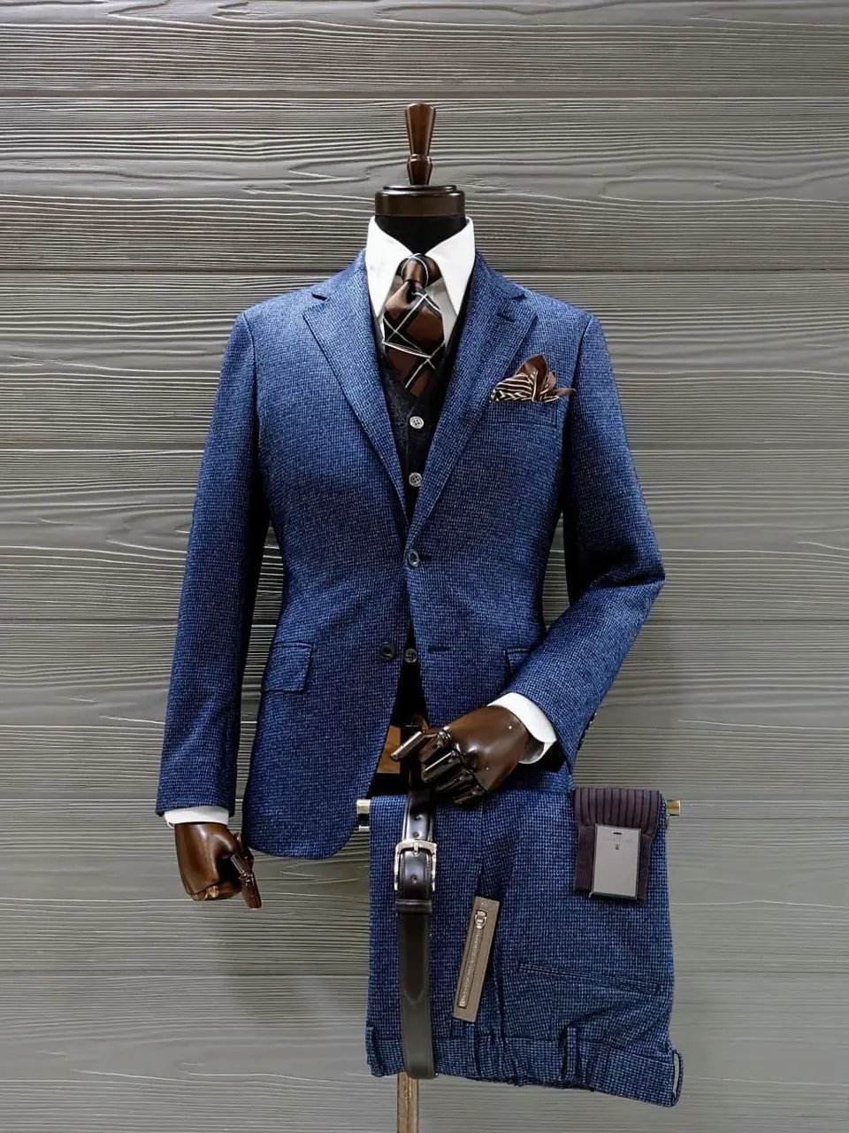 GOTAIRIKU 八幡 コーディネート画像