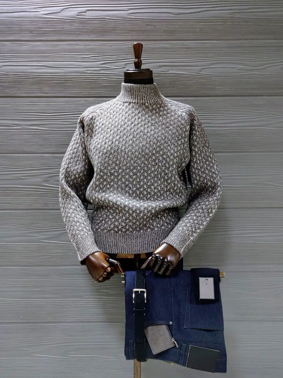 GOTAIRIKU 八幡 コーディネート画像