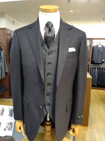 GOTAIRIKU 江坂 コーディネート画像