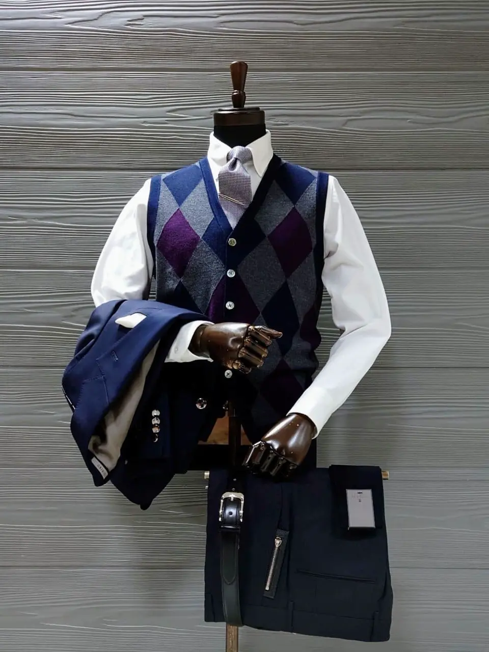  八幡 コーディネート画像