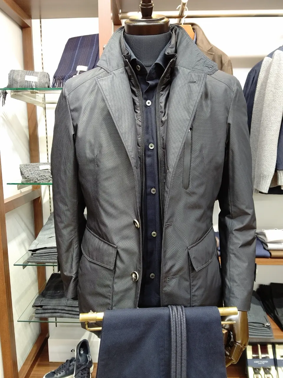 GOTAIRIKU 江坂 コーディネート画像