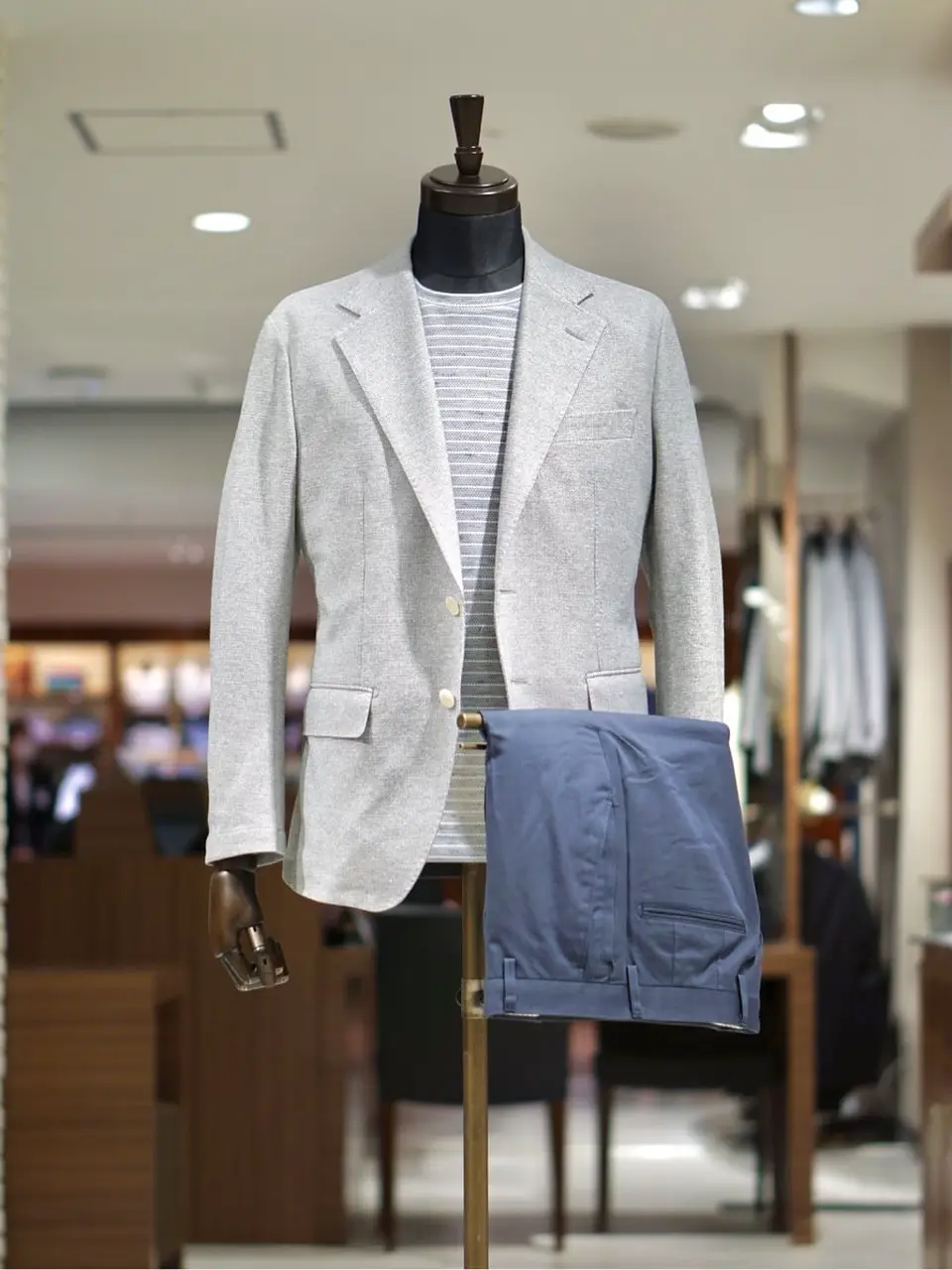 GOTAIRIKU スタッフ コーディネート画像