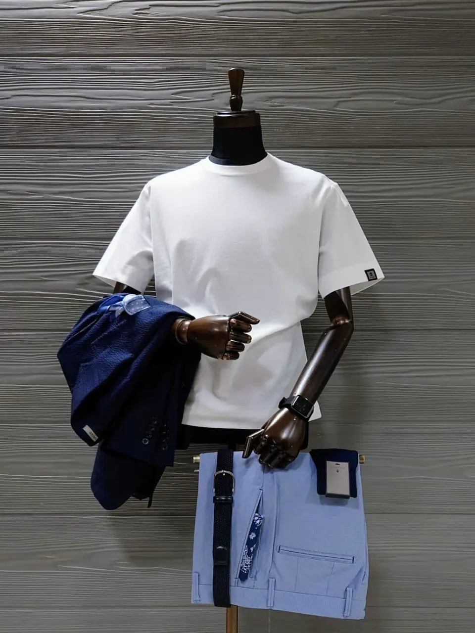 GOTAIRIKU 八幡 コーディネート画像