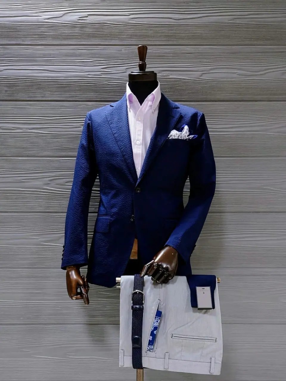 GOTAIRIKU 八幡 コーディネート画像