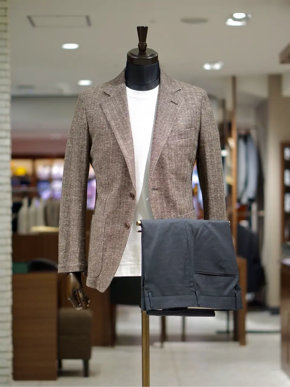 GOTAIRIKU スタッフ コーディネート画像