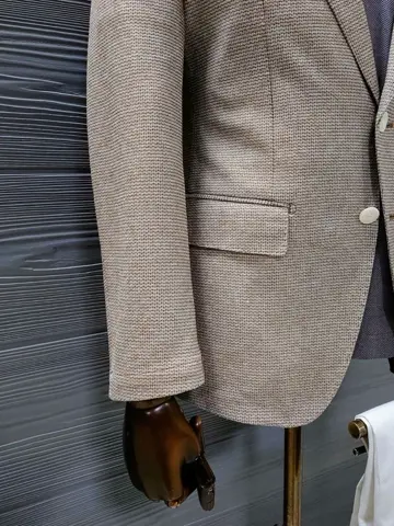 GOTAIRIKU 八幡 コーディネート画像