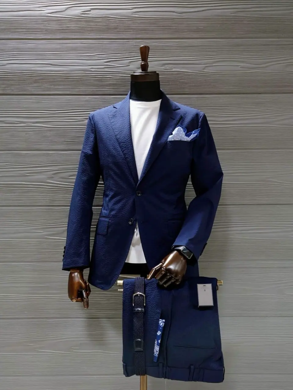 GOTAIRIKU 八幡 コーディネート画像