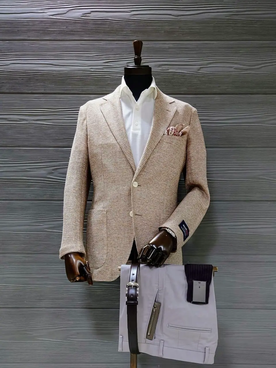 GOTAIRIKU 八幡 コーディネート画像