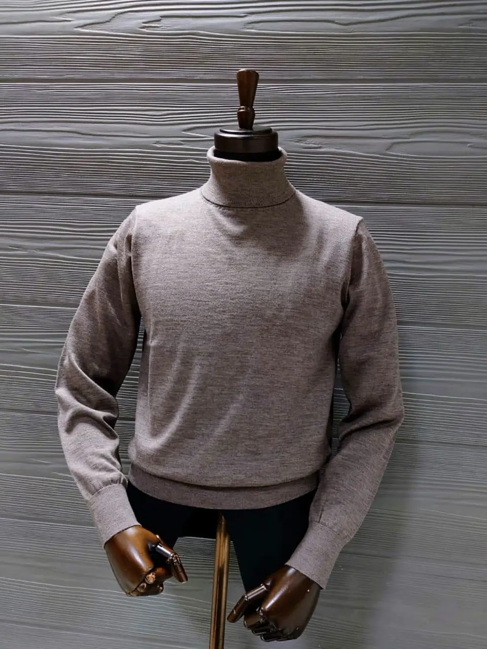 GOTAIRIKU 八幡 コーディネート画像