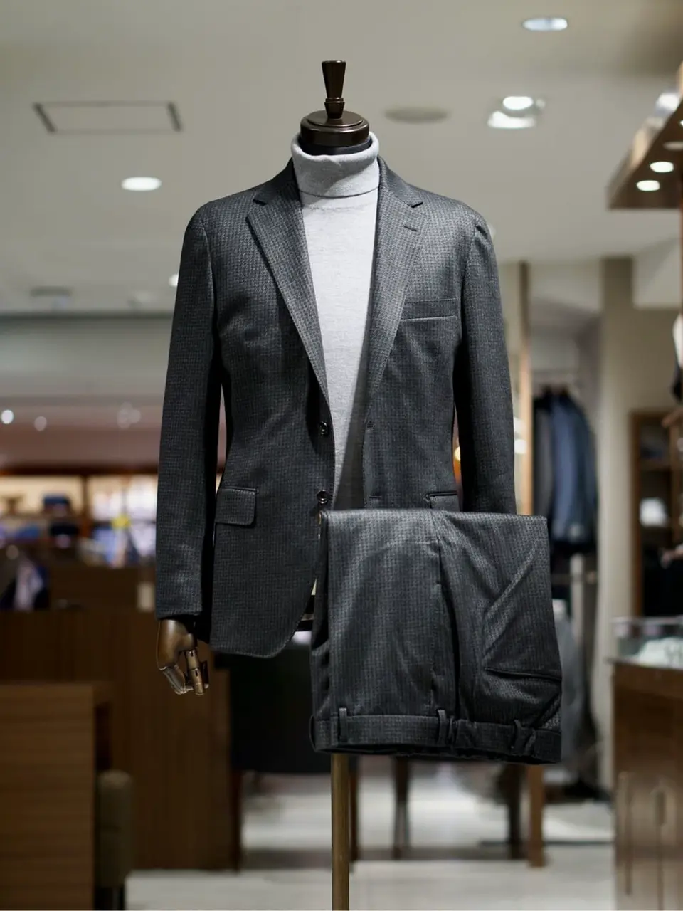 GOTAIRIKU スタッフ コーディネート画像