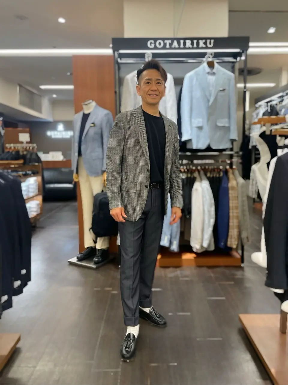 GOTAIRIKU 星野 コーディネート画像
