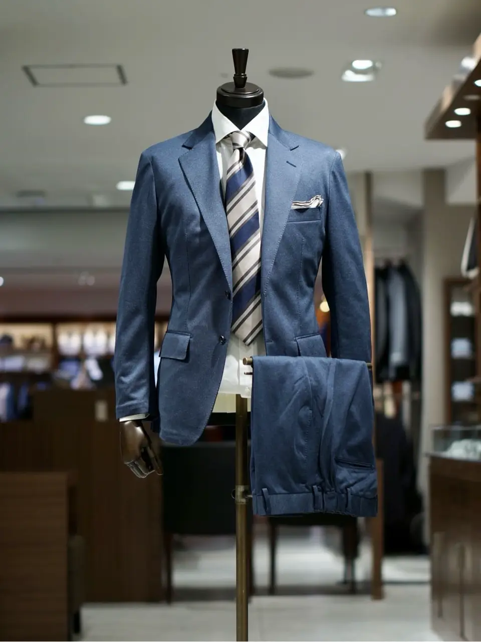 GOTAIRIKU スタッフ コーディネート画像