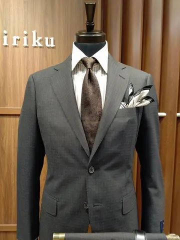 GOTAIRIKU 江坂 コーディネート画像