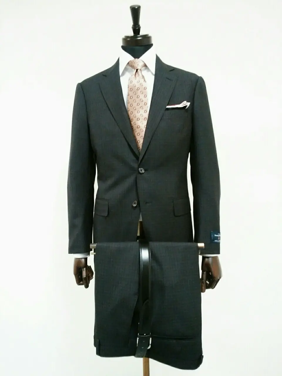 GOTAIRIKU 金子 コーディネート画像