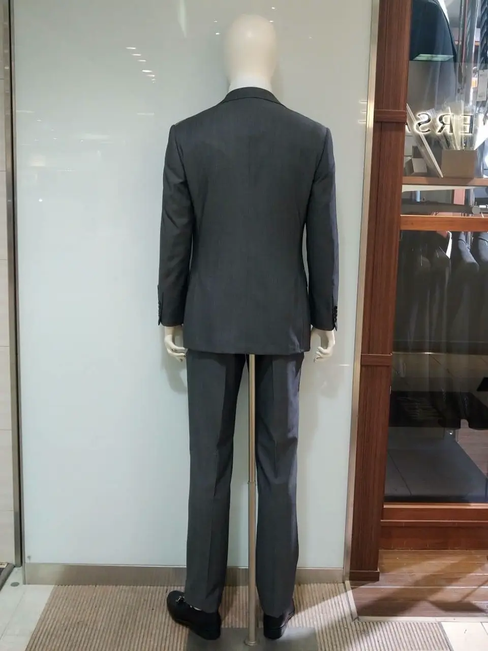 GOTAIRIKU 長谷川 コーディネート画像