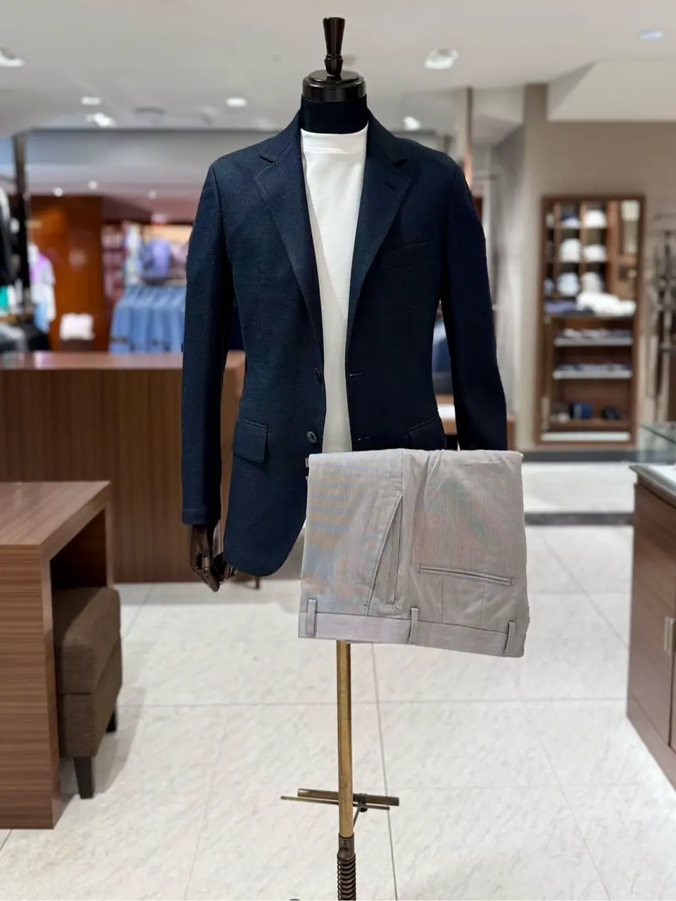 GOTAIRIKU 佐藤 コーディネート画像