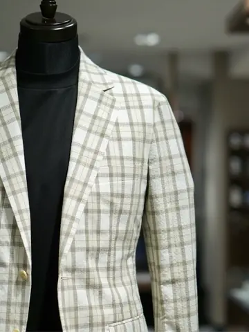 GOTAIRIKU スタッフ コーディネート画像