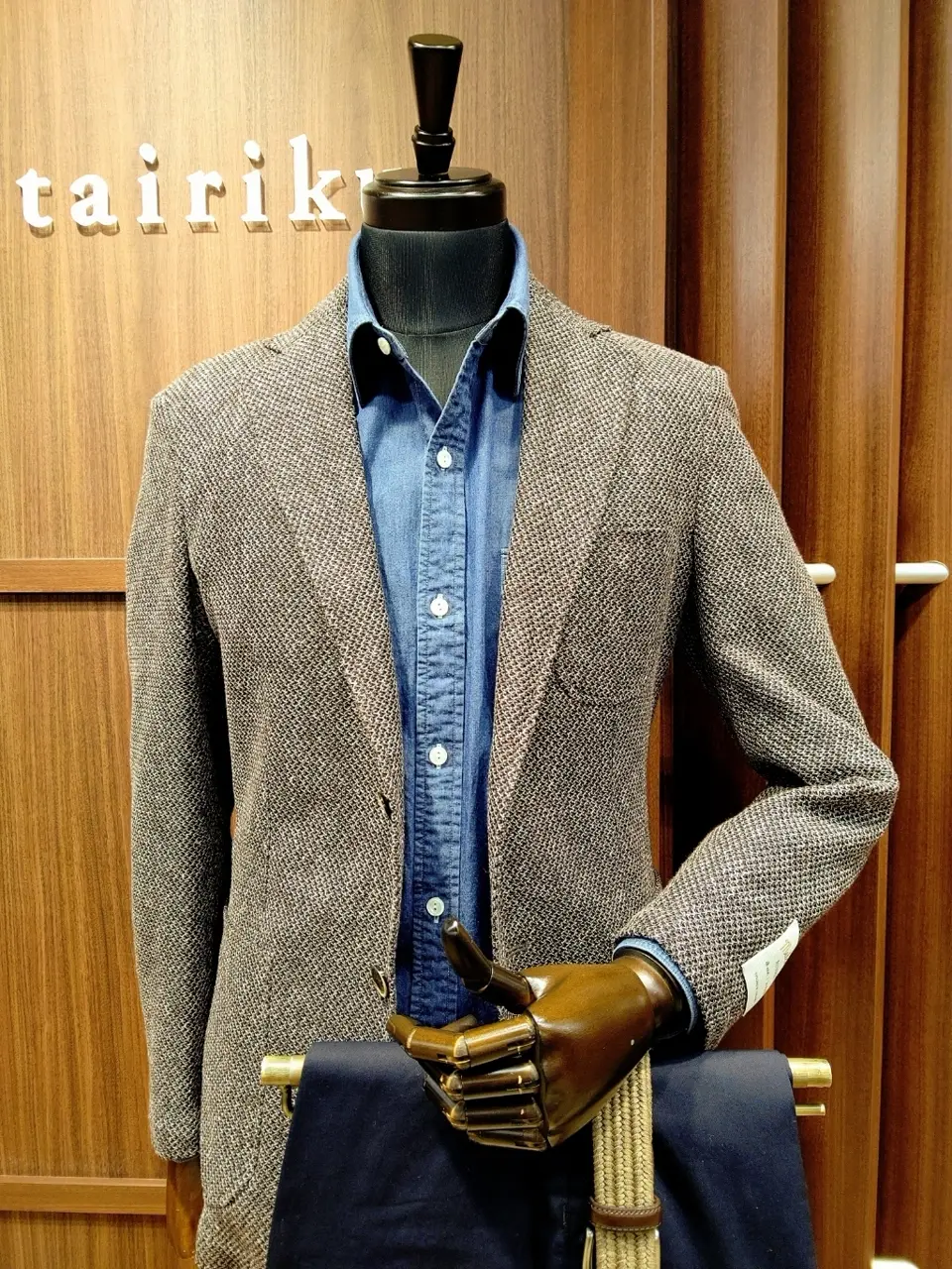 GOTAIRIKU 江坂 コーディネート画像