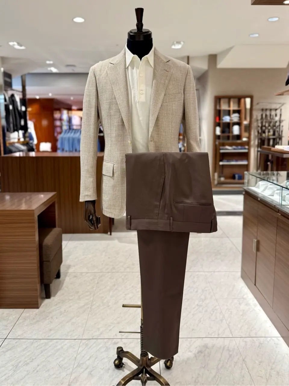 GOTAIRIKU 佐藤 コーディネート画像