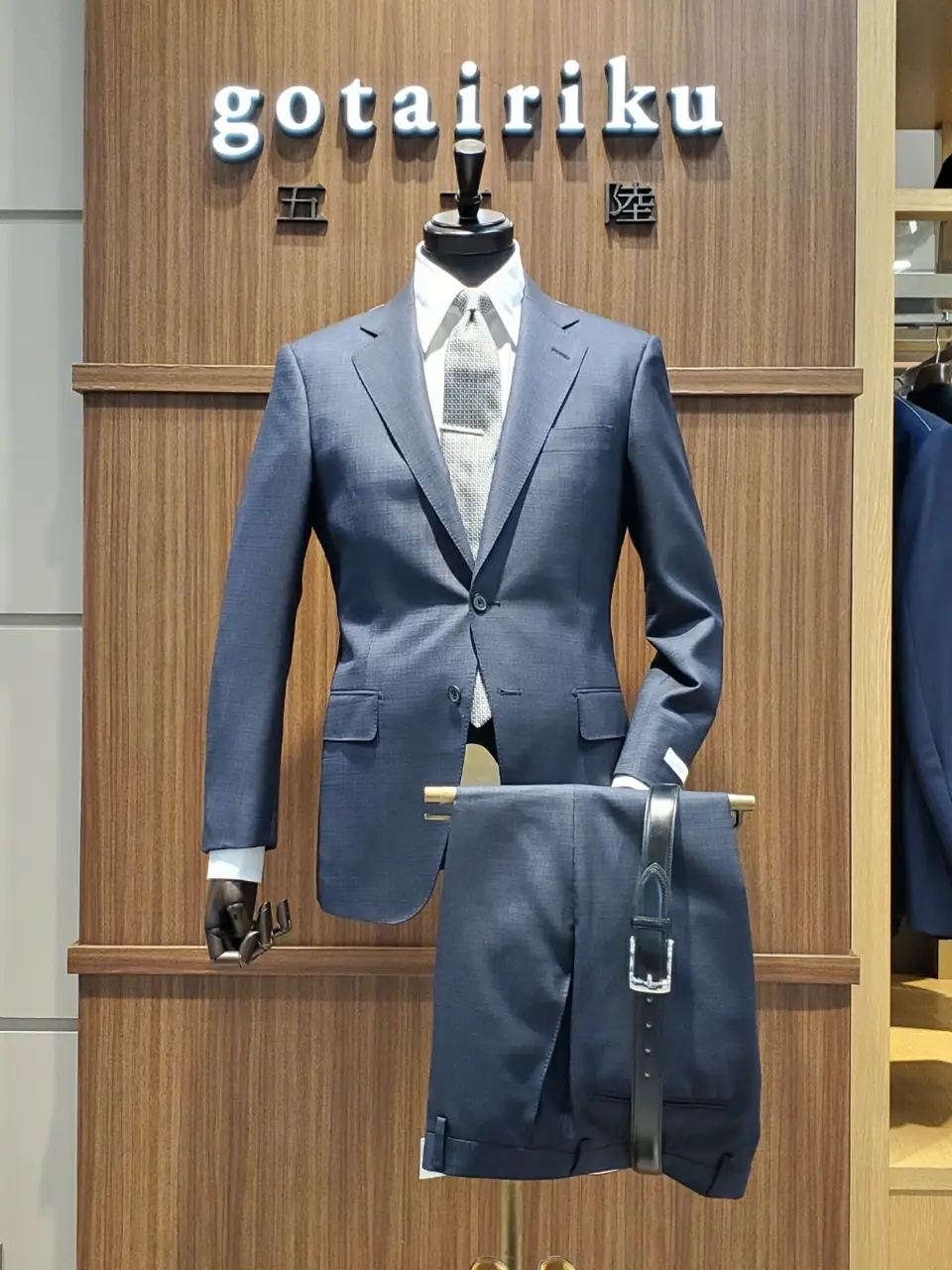  五島 コーディネート画像