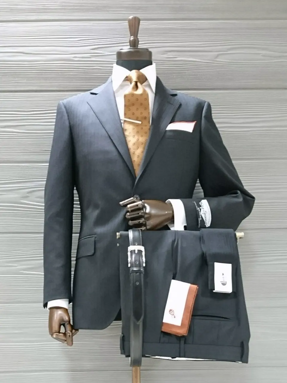  八幡 コーディネート画像