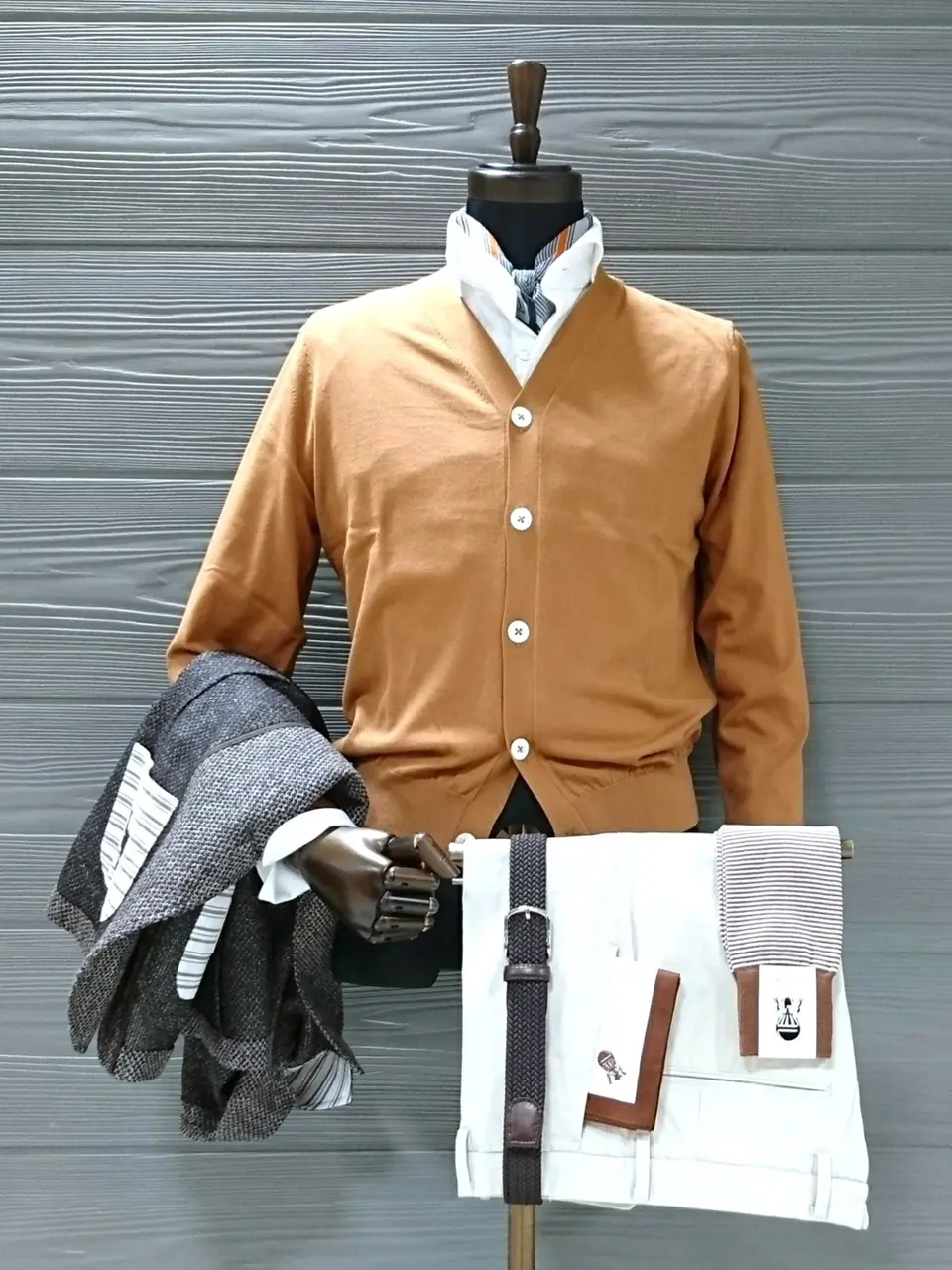  八幡 コーディネート画像