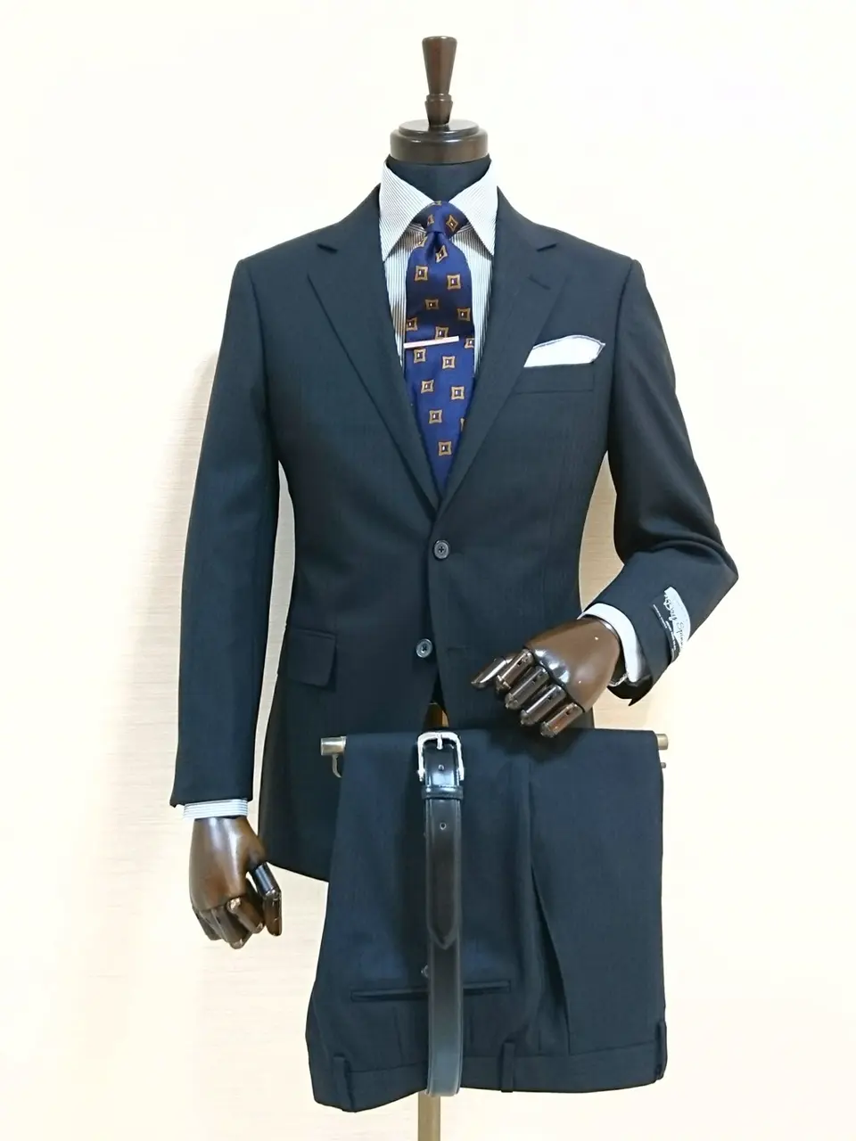  八幡 コーディネート画像