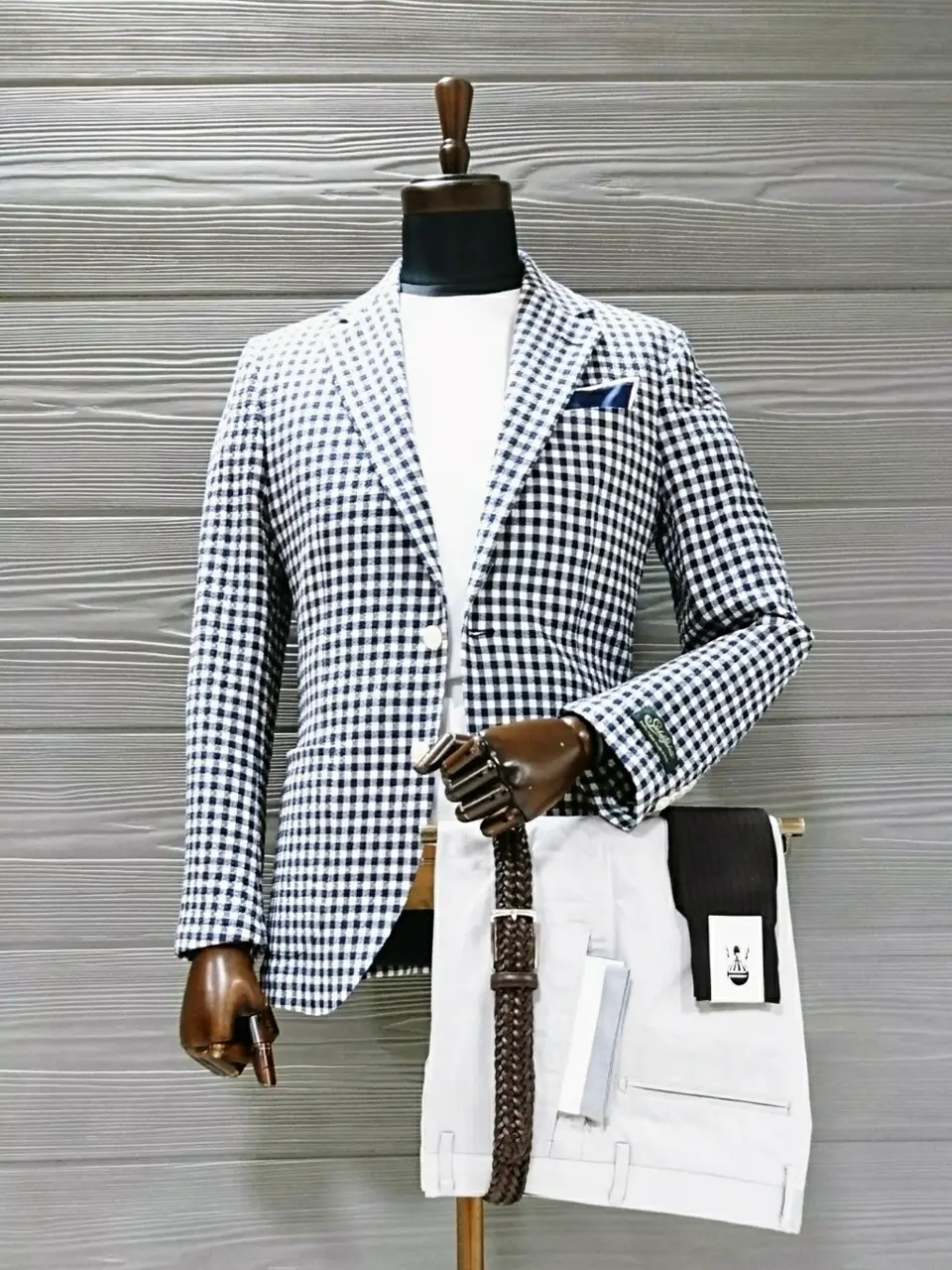  八幡 コーディネート画像