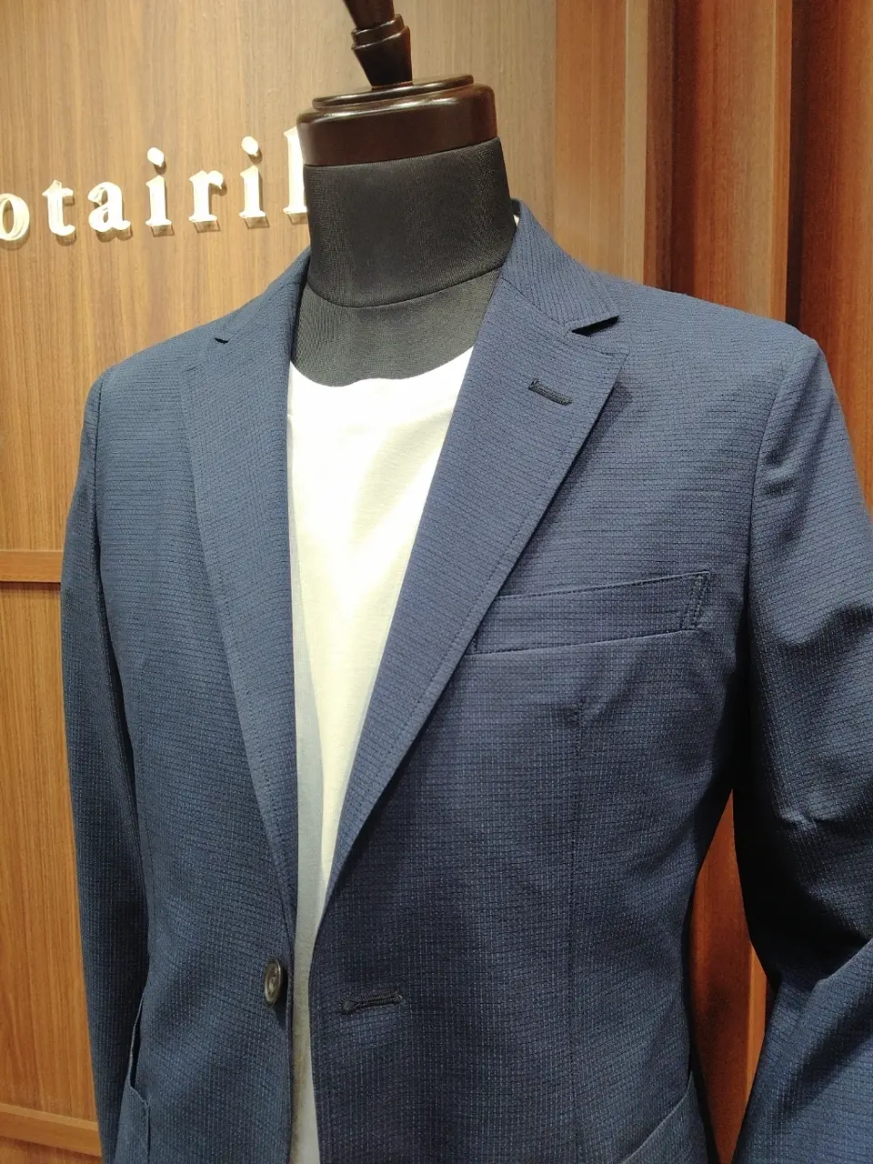 GOTAIRIKU 江坂 コーディネート画像