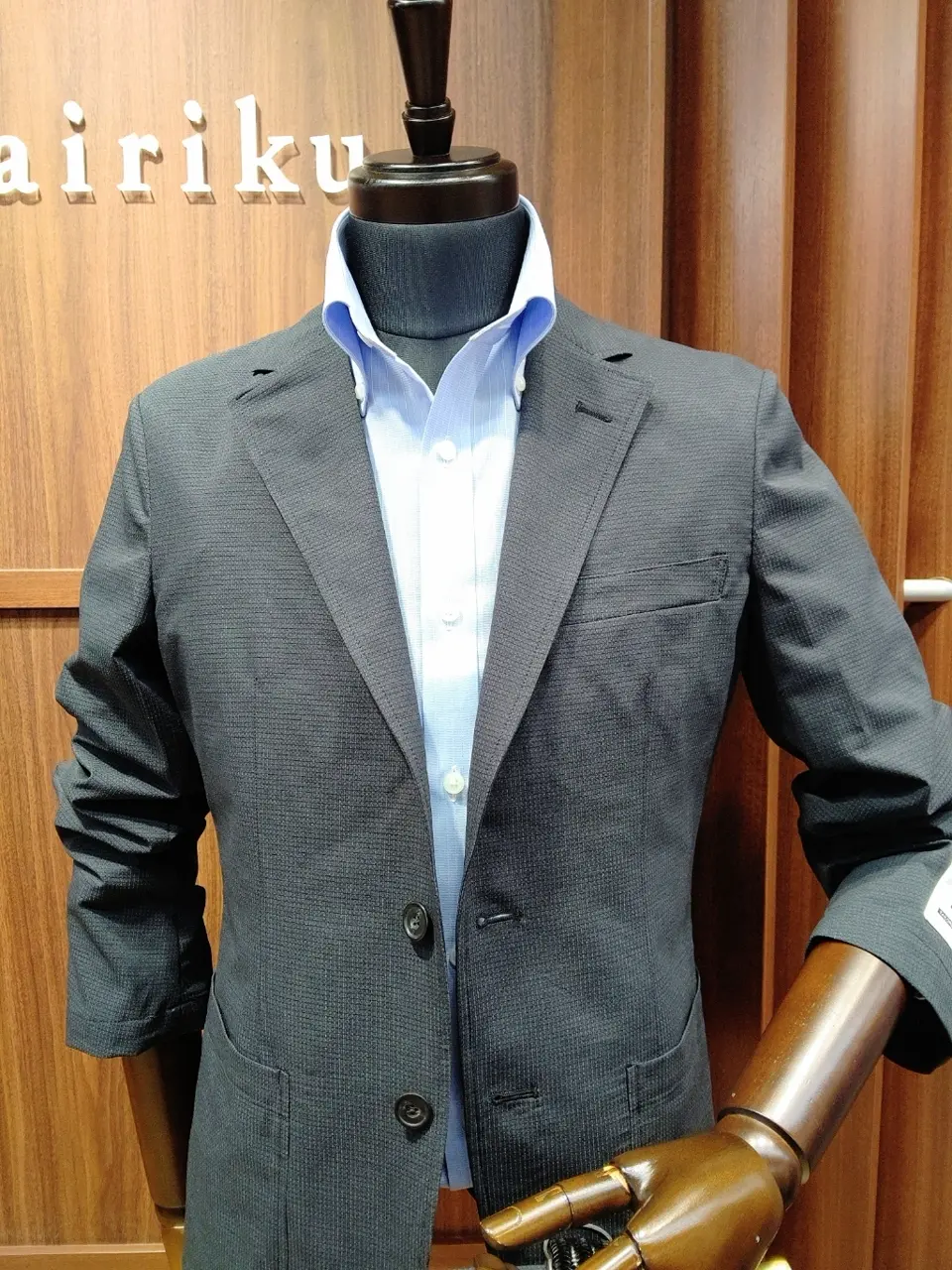 GOTAIRIKU 江坂 コーディネート画像