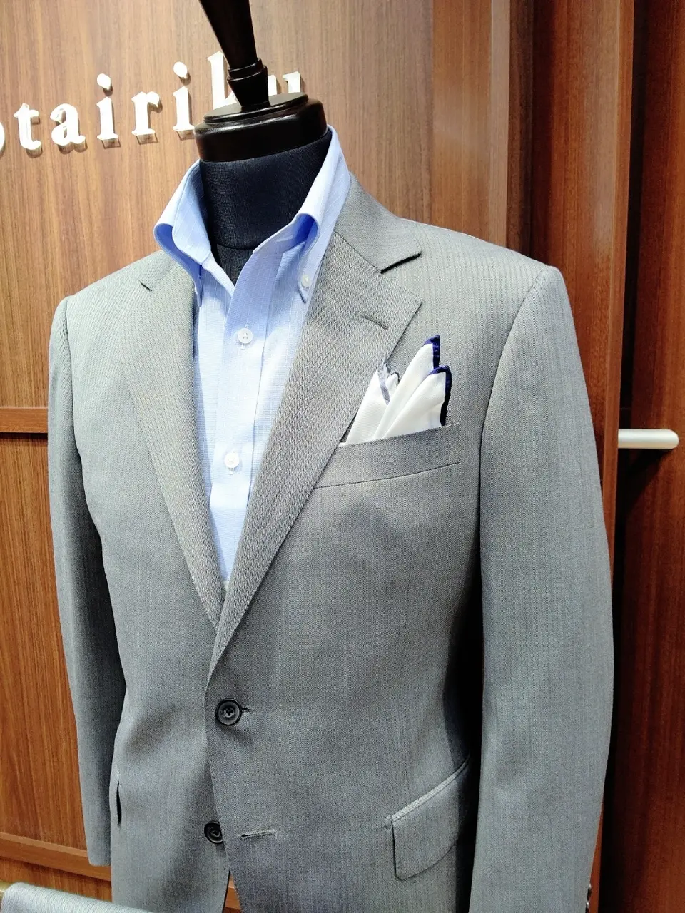 GOTAIRIKU 江坂 コーディネート画像