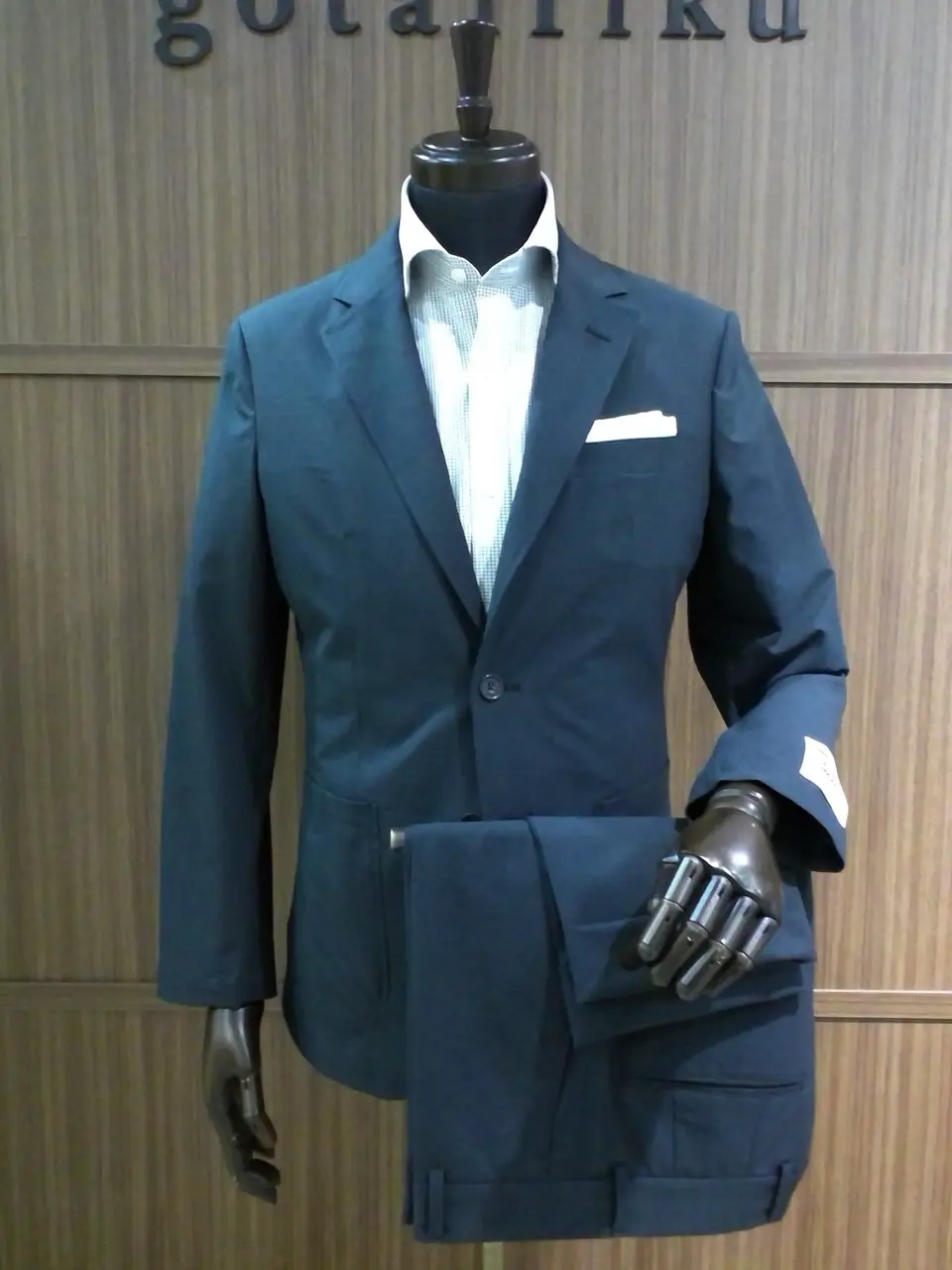 GOTAIRIKU 藤田 コーディネート画像