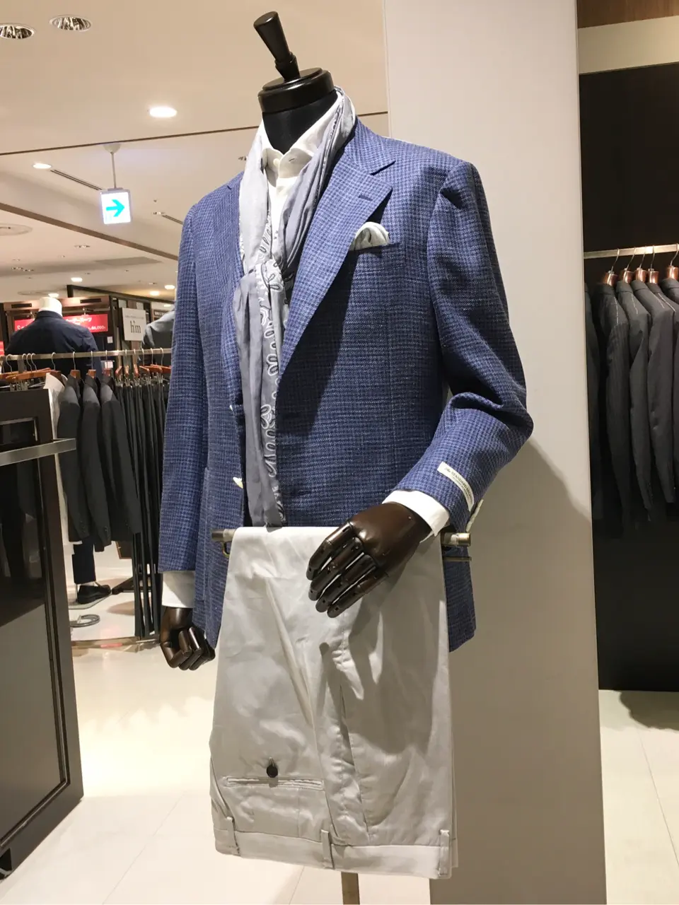 GOTAIRIKU 池田 コーディネート画像