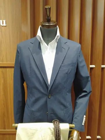 GOTAIRIKU 江坂 コーディネート画像