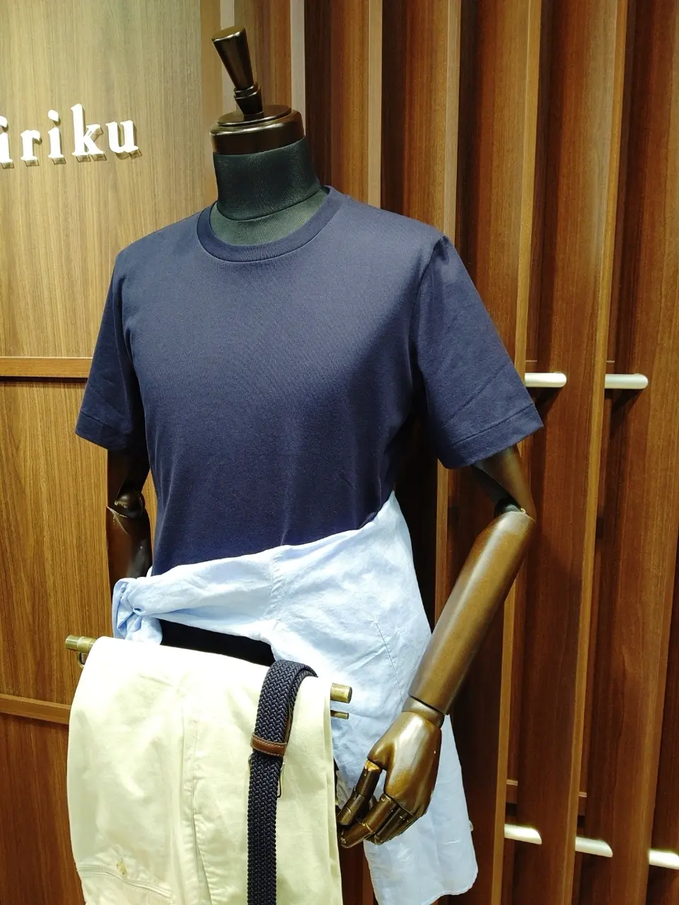 GOTAIRIKU 江坂 コーディネート画像